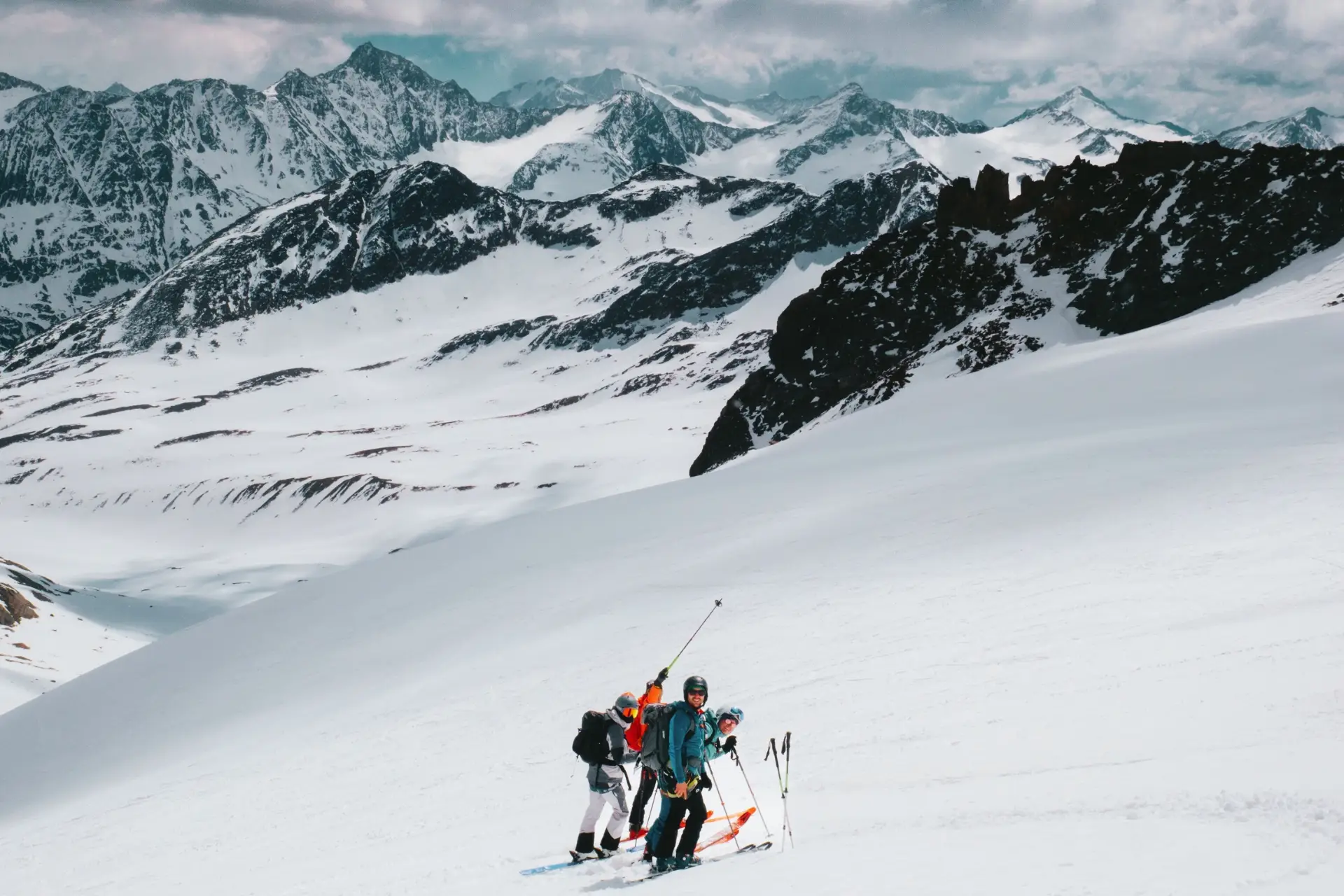 Ski tour on the glaciers of the Ötztal Alps